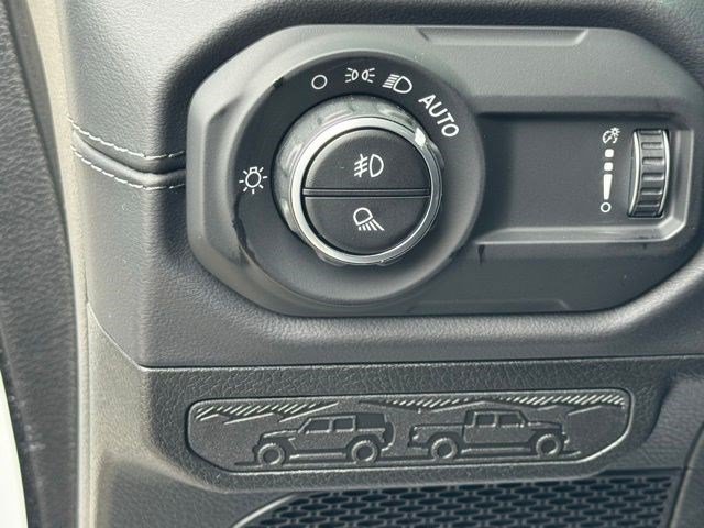 New 2026 Jeep Gladiator Rubicon AWD/4WD image 13