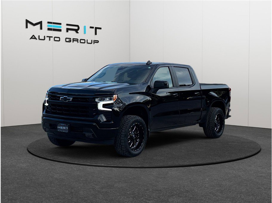 Used 2023 Chevrolet Silverado 1500 RST w/ LPO, Dark Essentials Package image 4