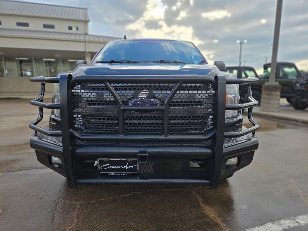 Used 2018 Ford F150 XLT w/ Equipment Group 302A Luxury AWD/4WD image 2