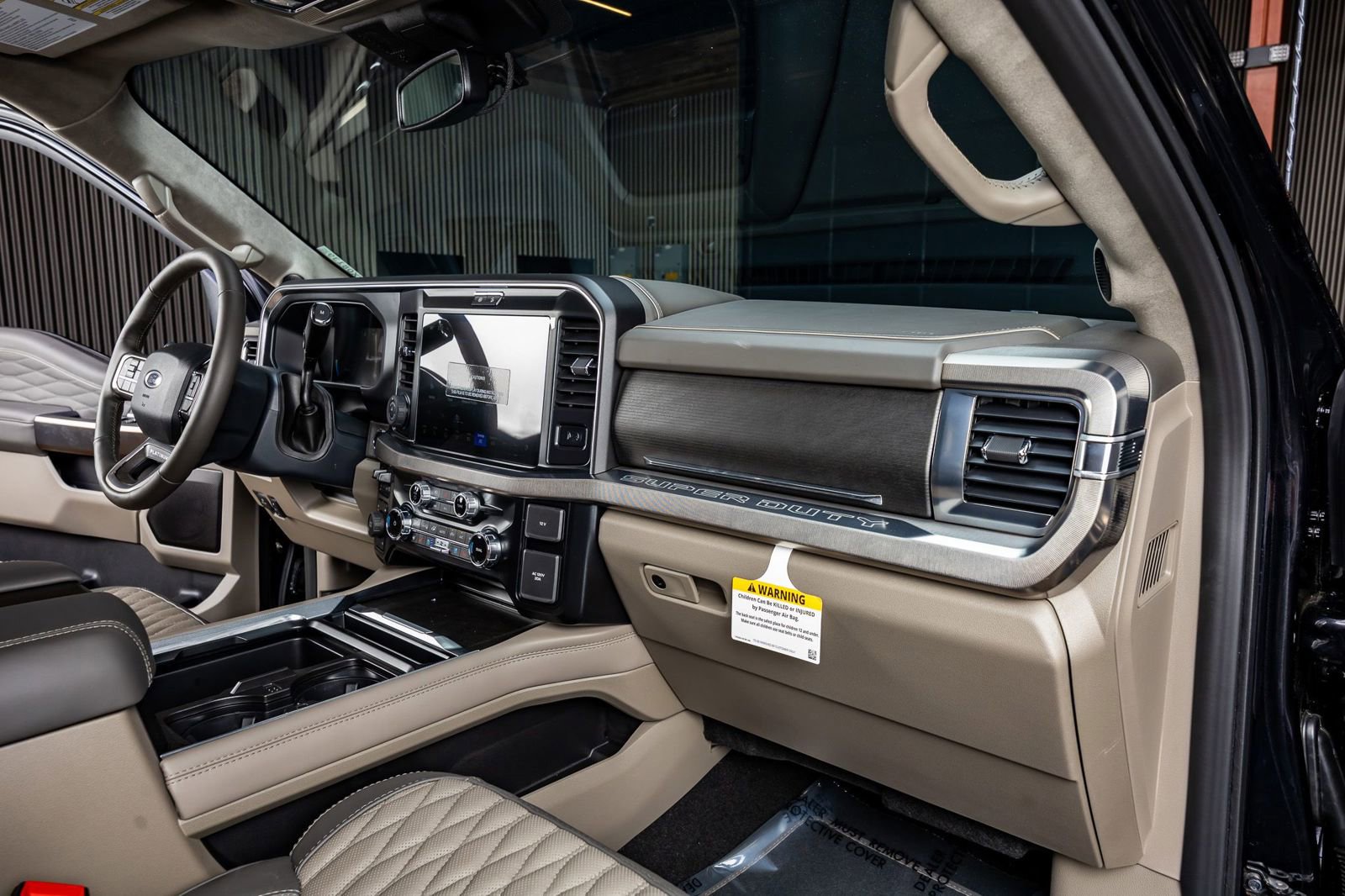 Used 2026 Ford F450 Platinum w/ Platinum Plus Package image 18