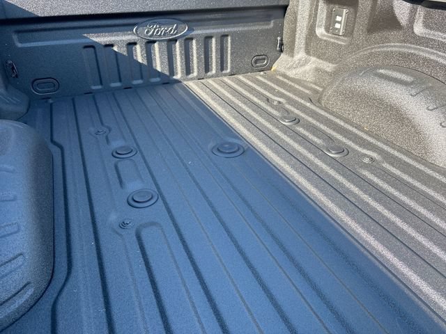 New 2026 Ford F350 Platinum AWD/4WD image 17