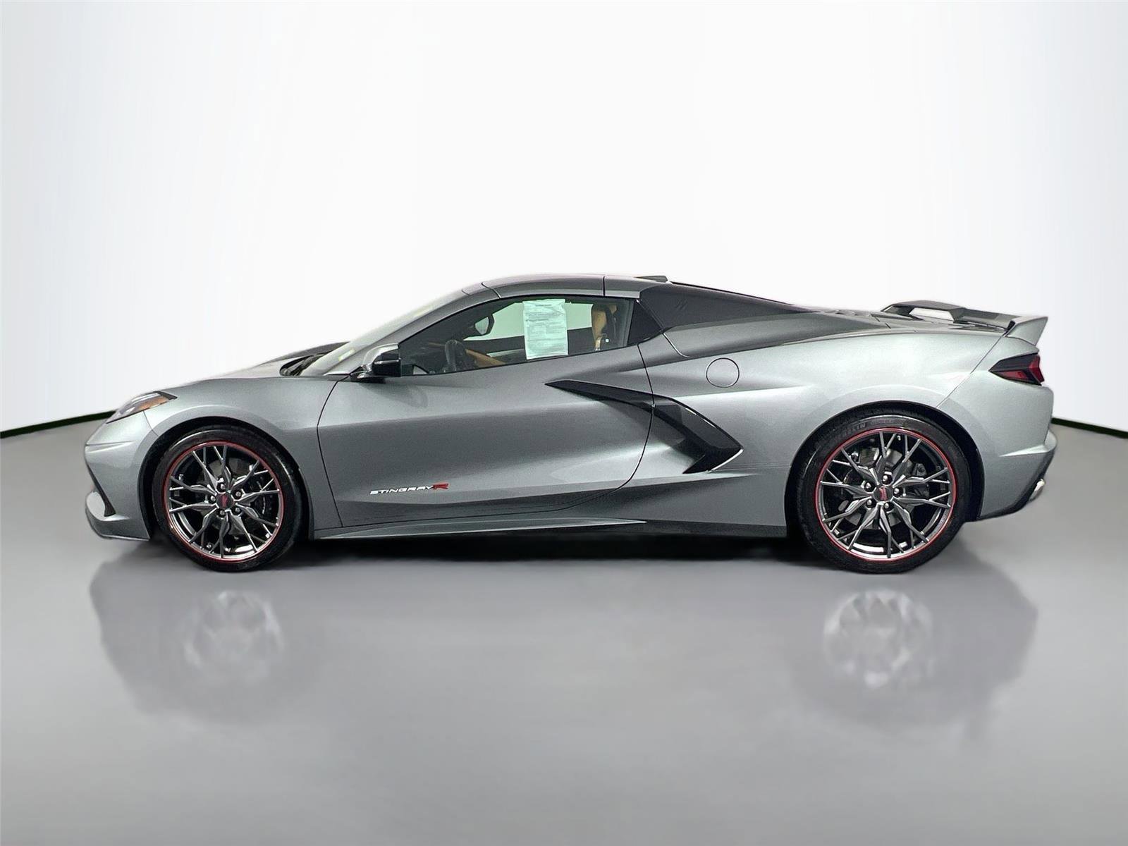 Used 2023 Chevrolet Corvette Stingray Premium Conv w/ Z51 Performance Package image 3