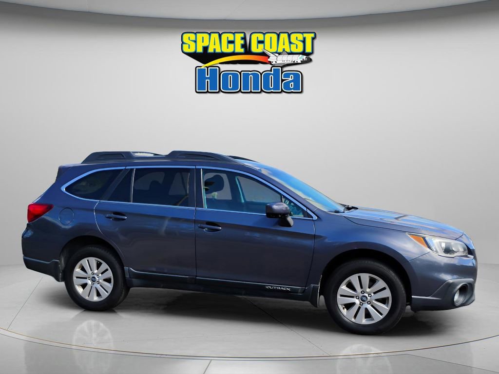 Used 2017 Subaru Outback 2.5i Premium image 1