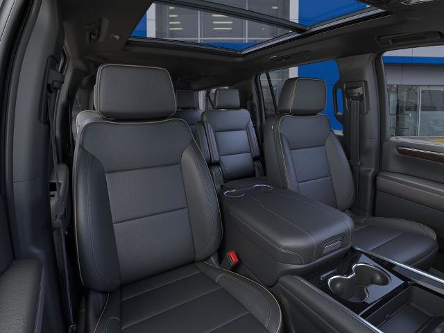 New 2026 Chevrolet Suburban Premier w/ Sun And Tow Package AWD/4WD image 16