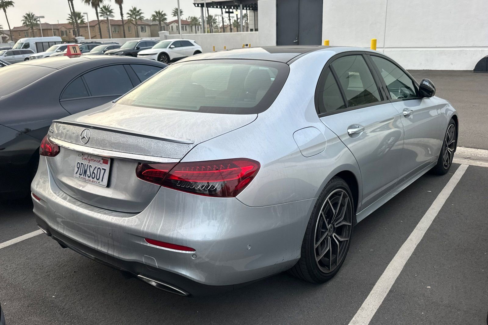 Used 2022 Mercedes-Benz E 350 Sedan image 3