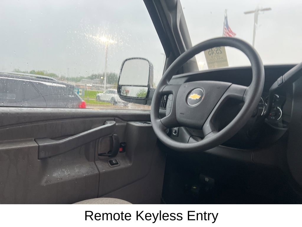 Used 2019 Chevrolet Express 3500 LT w/ LT Preferred Equipment Group RWD image 15