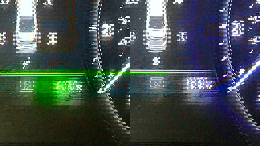 Used 2018 Genesis G80 3.8 w/ Option Group 02 image 16