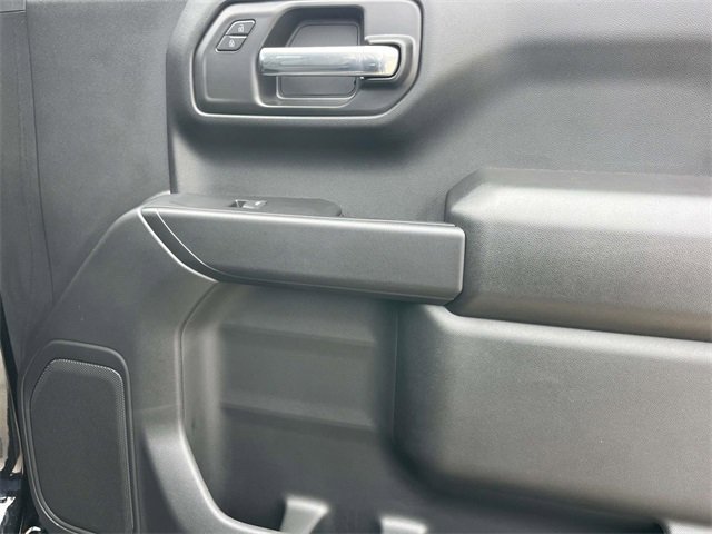 Used 2025 Chevrolet Silverado 1500 Custom w/ Turbomax Blackout Package image 22