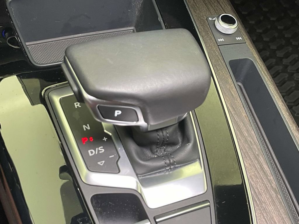 Certified 2023 Audi Q5 2.0T Premium w/ Convenience Package image 33