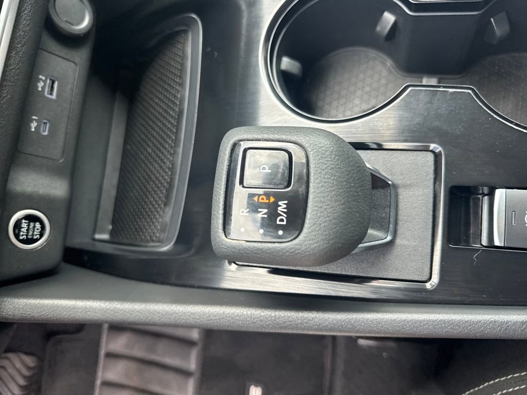 Used 2023 Nissan Rogue S image 25