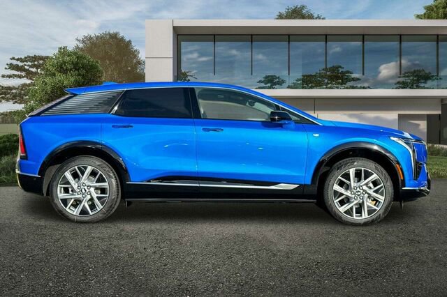 New 2026 Cadillac Optiq Luxury 1 w/ LPO, Floor Liner Package image 3