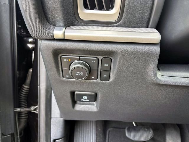 Used 2025 Ford Expedition Active image 21