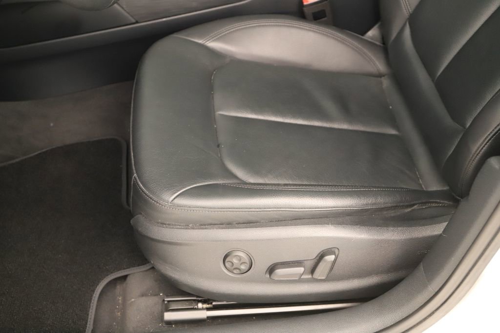 Used 2019 Audi A3 2.0T Premium Plus w/ Premium Plus Package AWD/4WD image 25