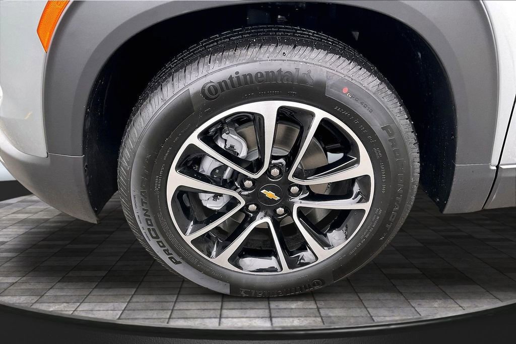 New 2026 Chevrolet TrailBlazer LT FWD image 13