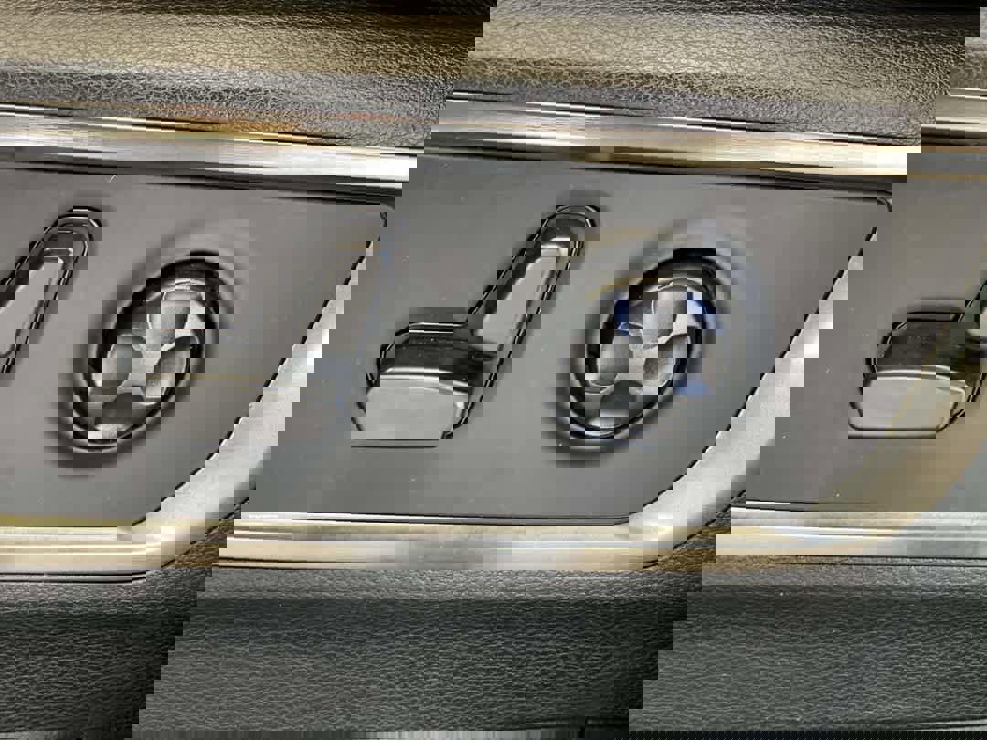 Used 2020 RAM 1500 Limited w/ Body-Colour Bumper Group image 15