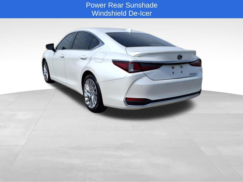 Used 2024 Lexus ES 300h w/ Luxury Package image 10