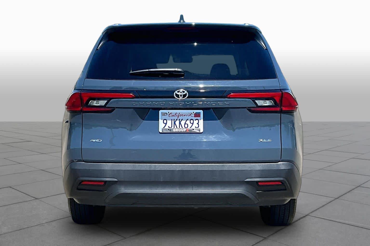 Certified 2024 Toyota Grand Highlander AWD image 4