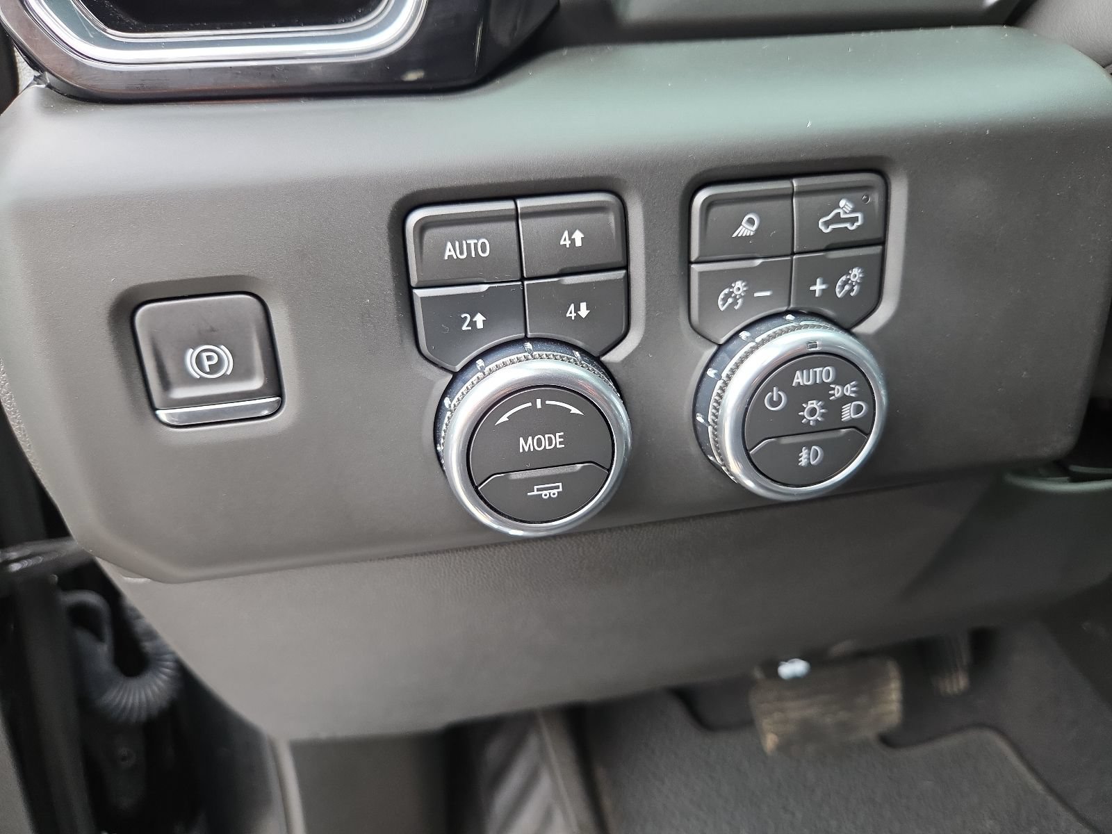 Certified 2026 GMC Sierra 1500 Denali AWD/4WD image 11