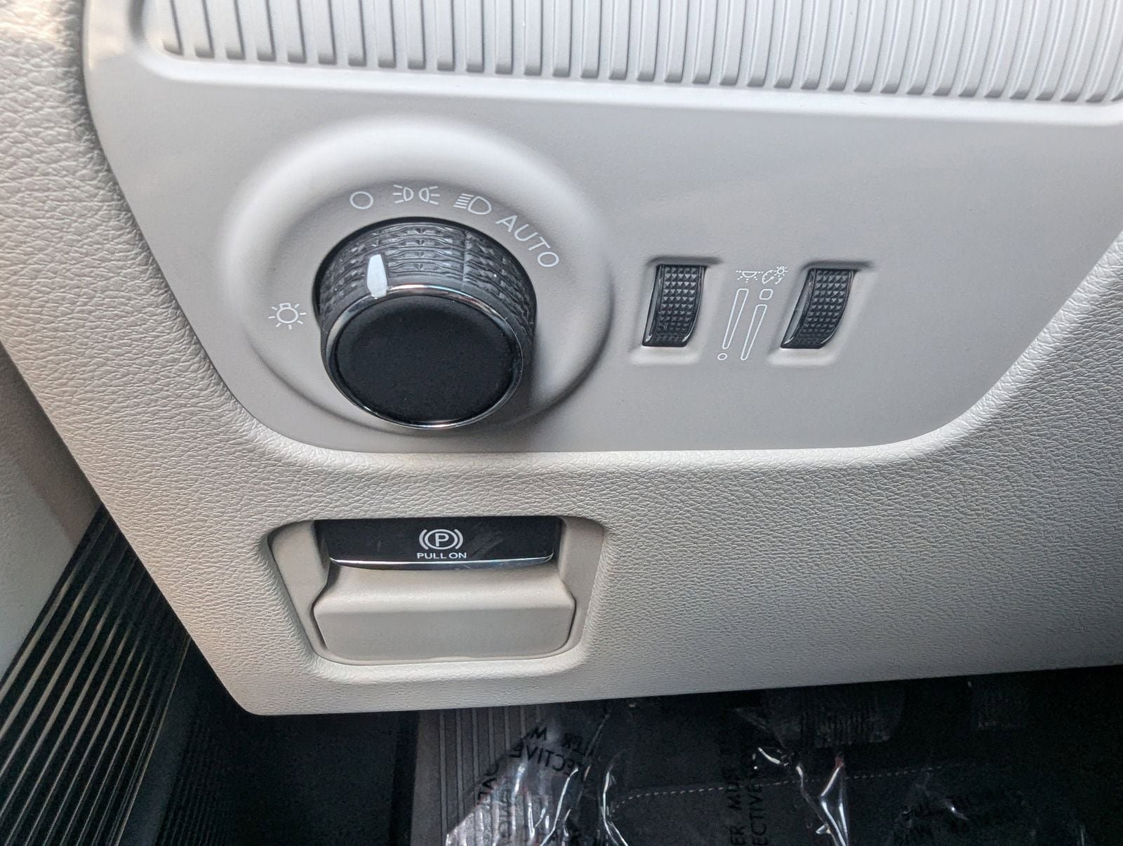 New 2026 Jeep Grand Wagoneer Summit w/ Rear Seat Video Group I AWD/4WD image 25