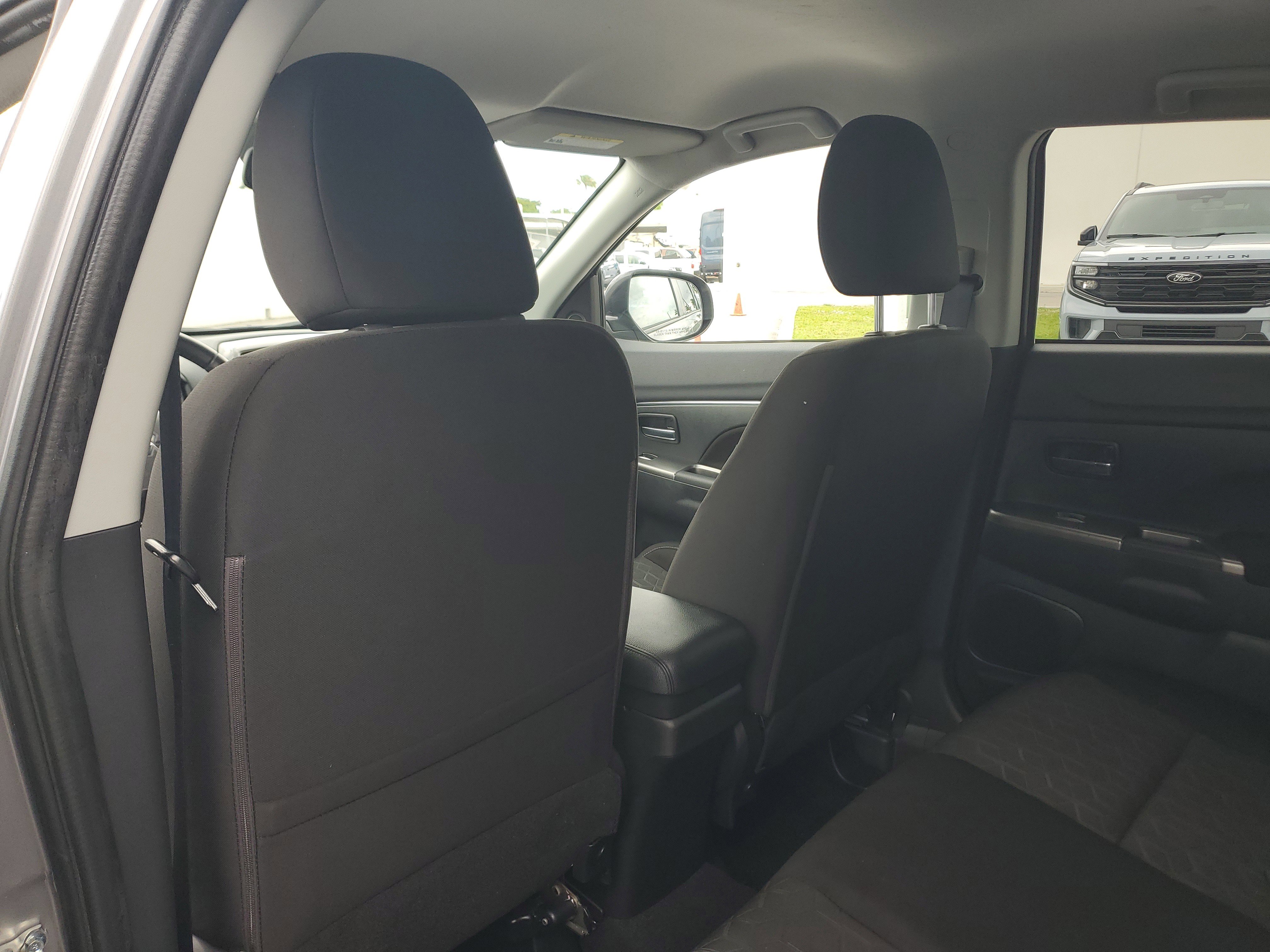 Used 2021 Mitsubishi Outlander Sport SE FWD image 13