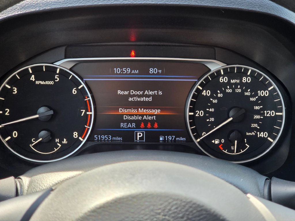 Used 2024 Nissan Altima 2.5 SV FWD image 24