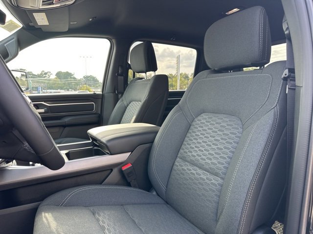 New 2026 RAM 1500 4x4 Crew Cab image 10