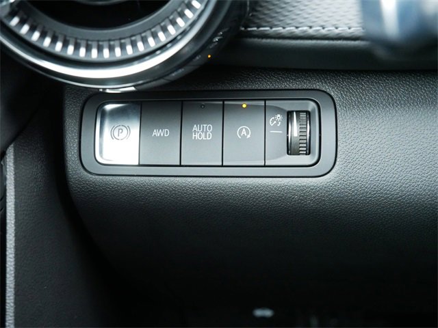 Used 2026 Chevrolet Equinox LT w/ Convenience Package II image 16