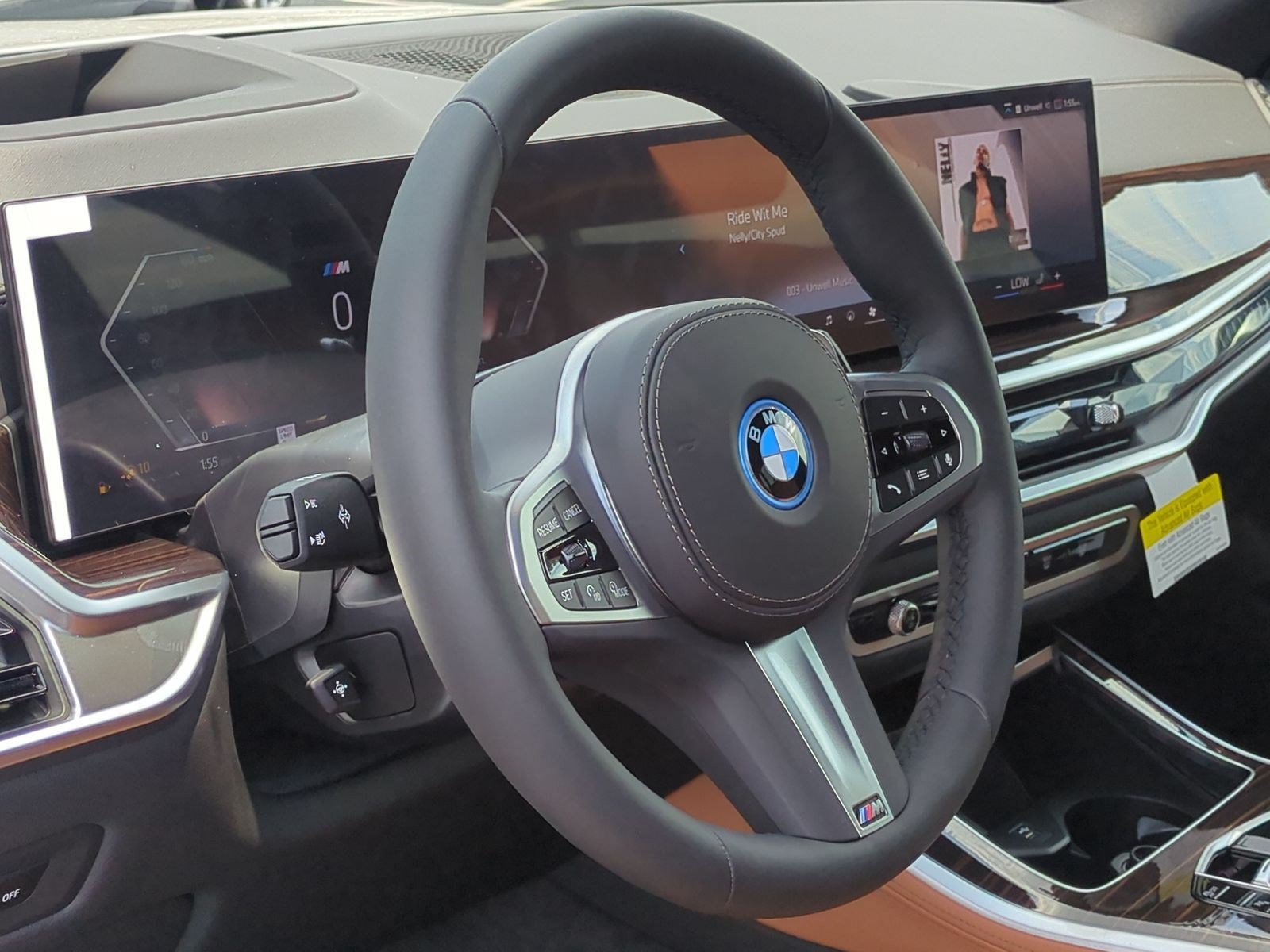 New 2026 BMW X5 xDrive50e w/ M Sport Package AWD/4WD image 18