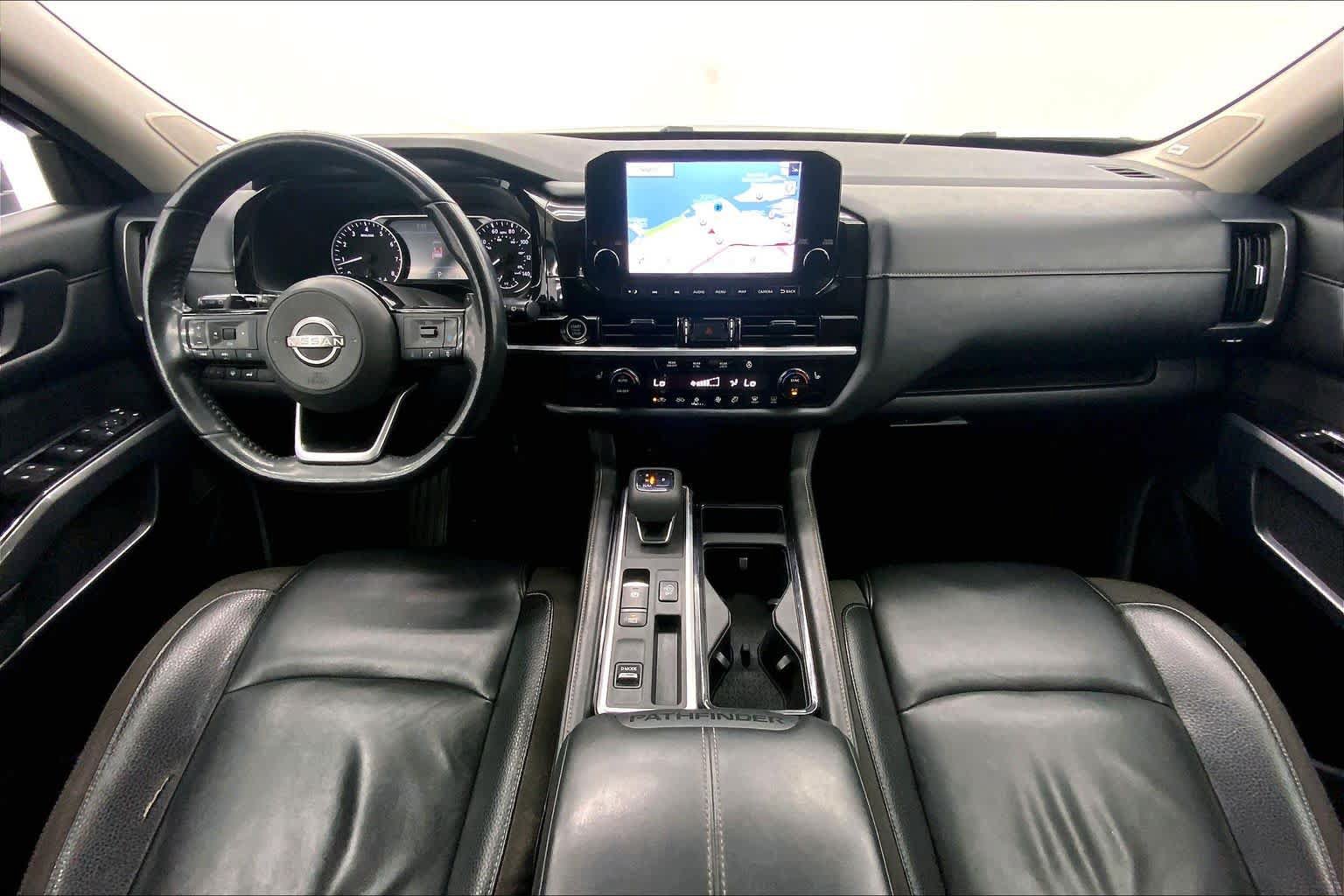Used 2022 Nissan Pathfinder SL w/ SL Premium Package FWD image 18