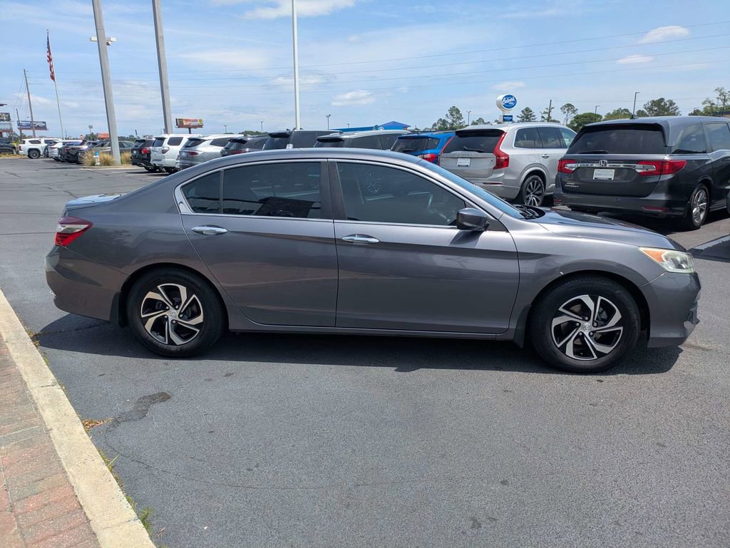 Used 2016 Honda Accord LX image 4