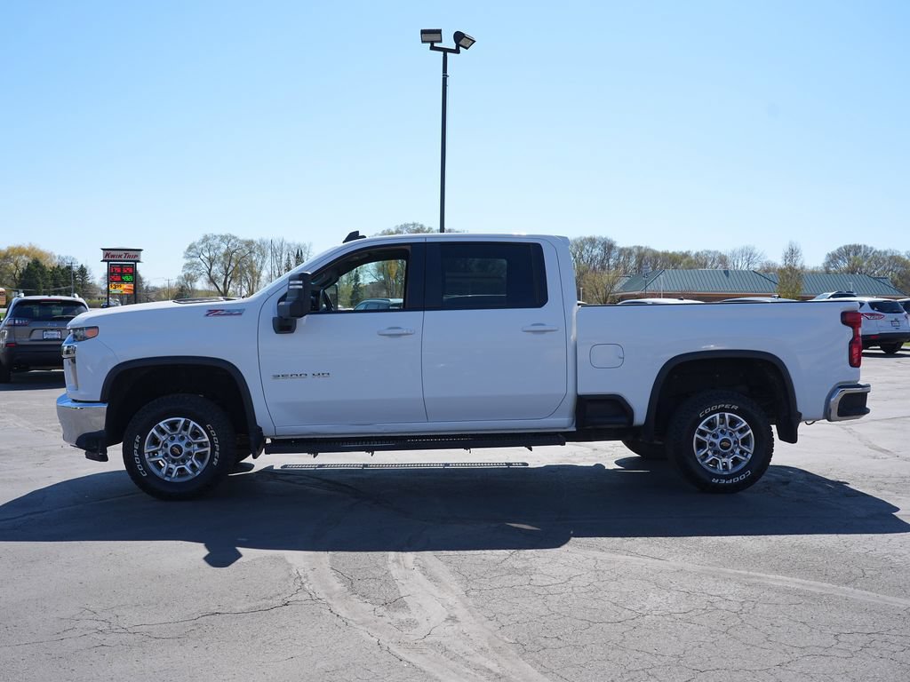 Used 2023 Chevrolet Silverado 2500 LT w/ Convenience Package AWD/4WD image 6