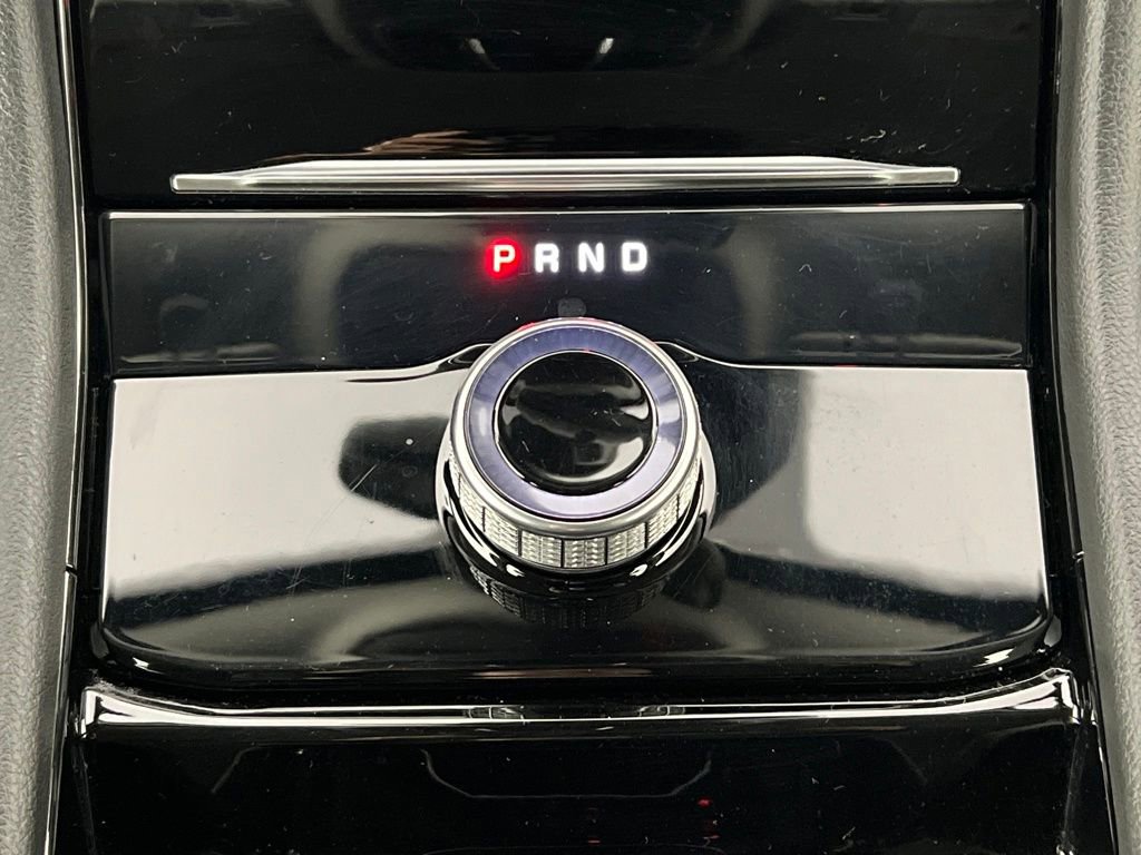 Used 2023 Jeep Grand Cherokee Laredo image 13