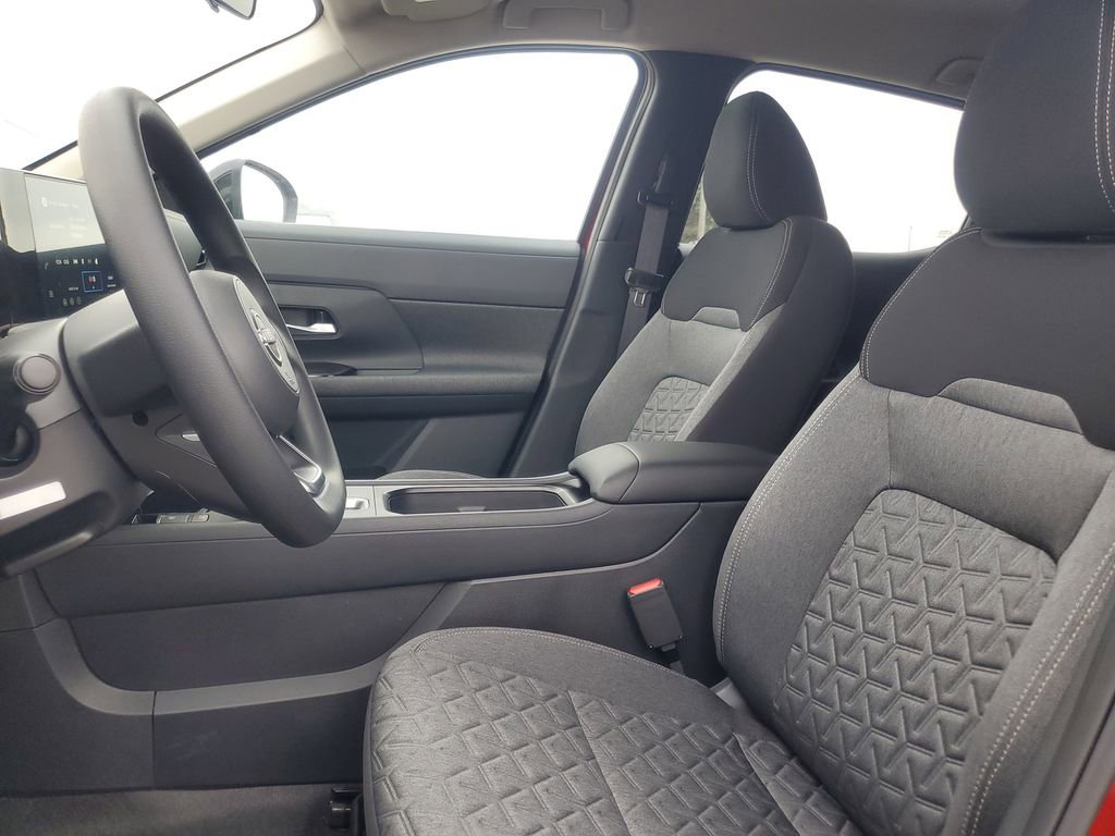 New 2026 Nissan Kicks SV image 11