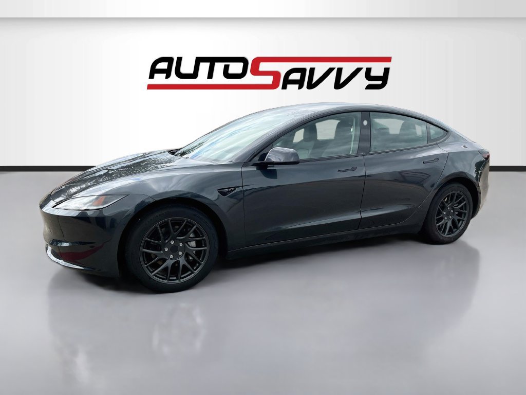 Used 2024 Tesla Model 3 Standard Range RWD image 3