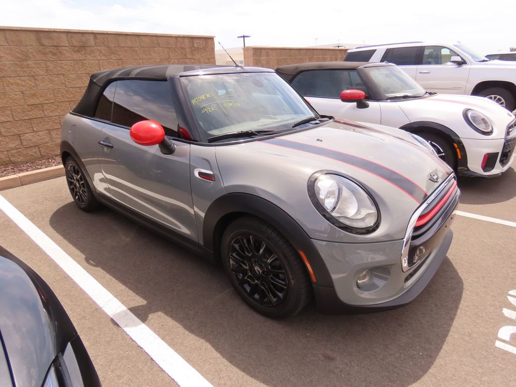 Used 2016 MINI Cooper Convertible image 2