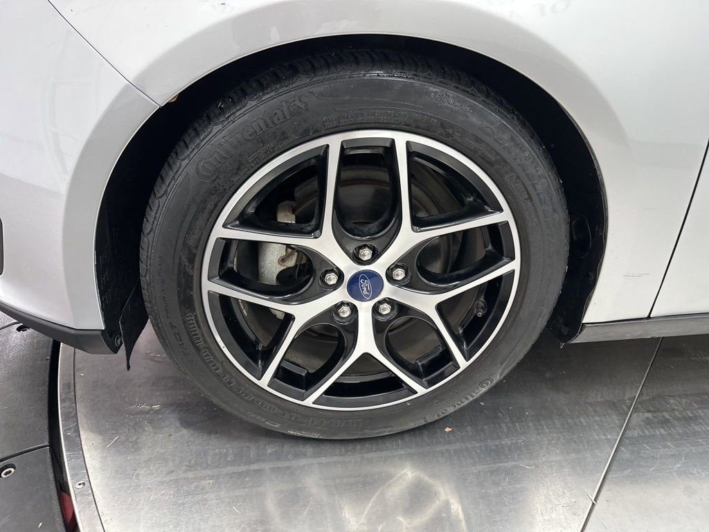 Used 2018 Ford Focus SEL FWD image 26