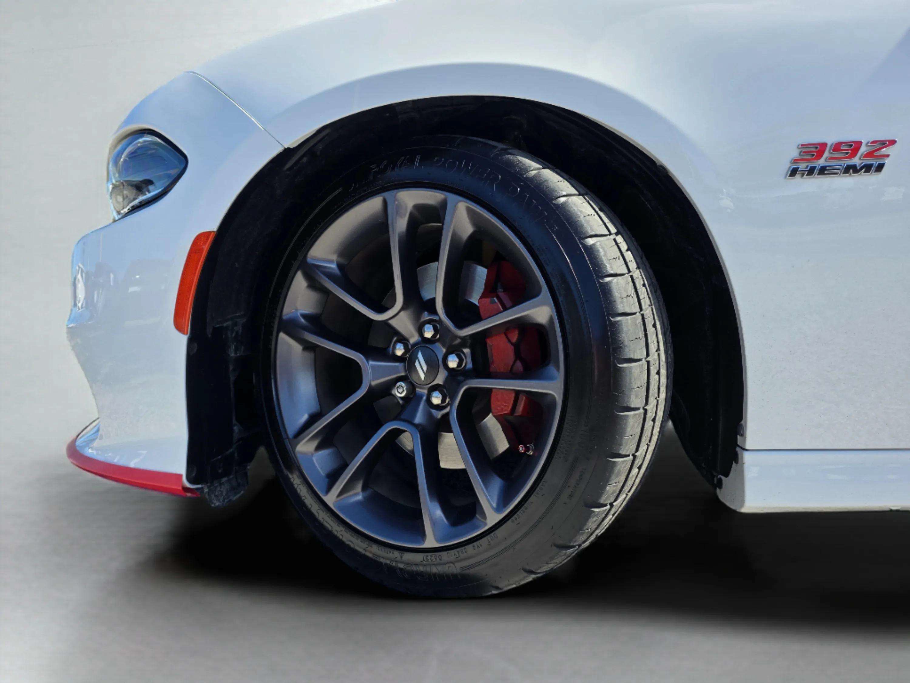 Used 2023 Dodge Charger Scat Pack w/ Technology Group RWD image 39
