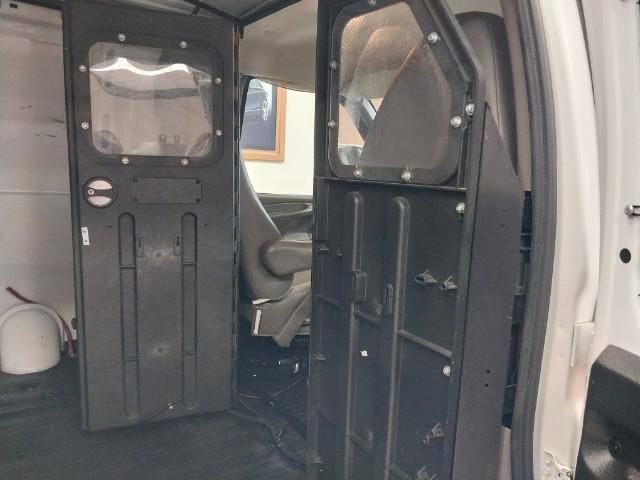 Used 2013 GMC Savana 2500 w/ Cold Climate Package image 4