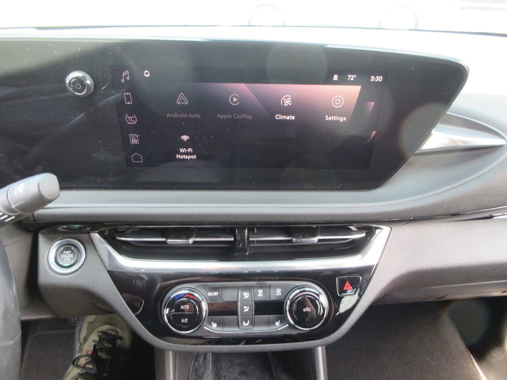 Certified 2024 Buick Envista Sport Touring w/ Convenience I Package FWD image 32
