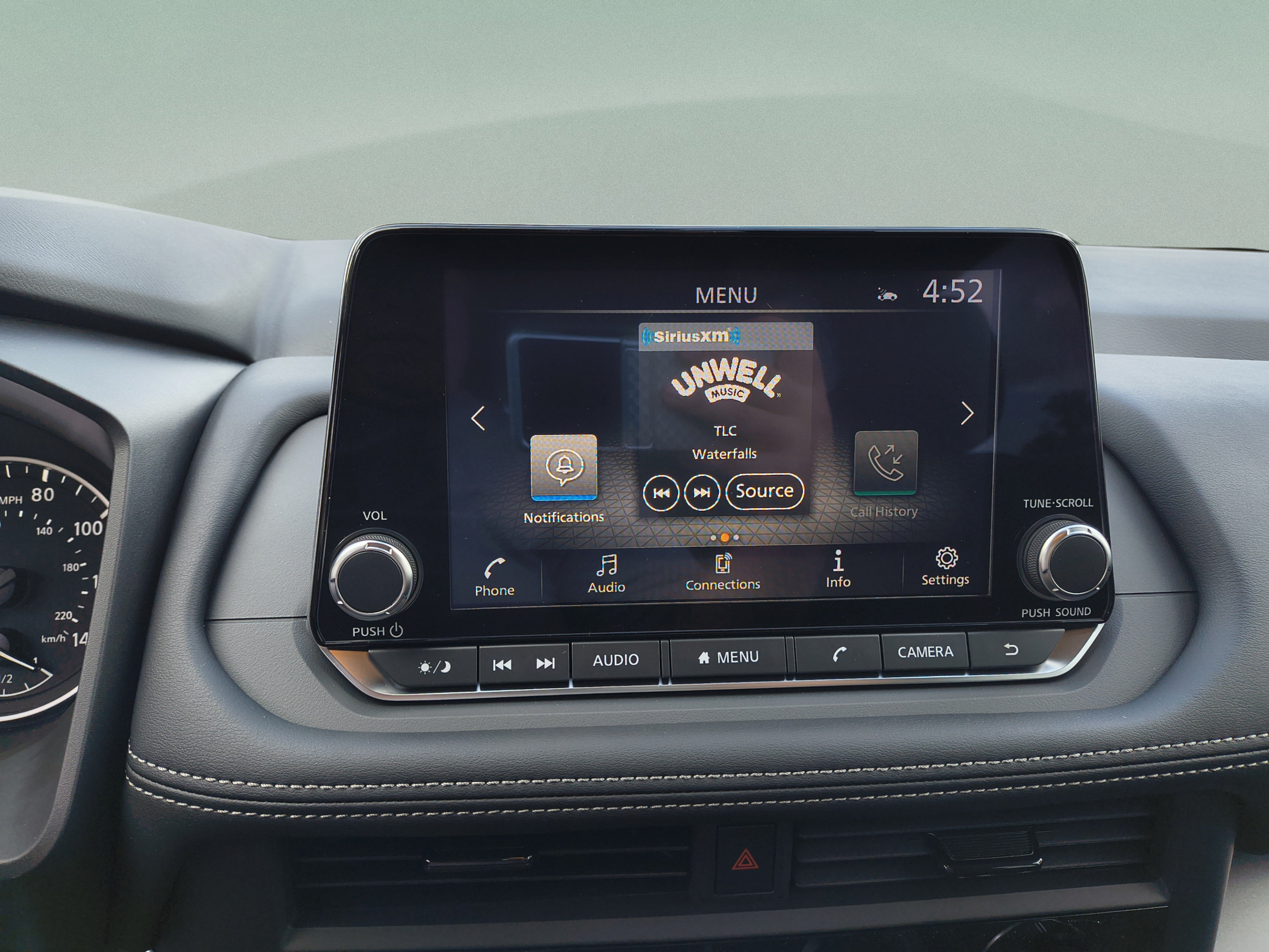New 2026 Nissan Rogue SV FWD image 25