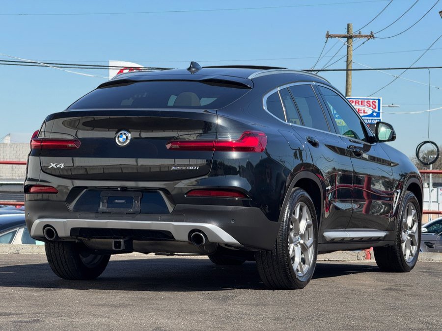 Used 2020 BMW X4 xDrive30i w/ Executive Package image 5