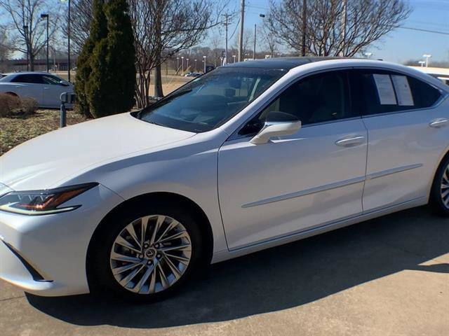 Certified 2021 Lexus ES 350 Ultra Luxury image 4