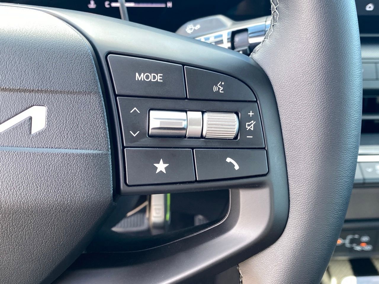 New 2026 Kia K4 EX image 16