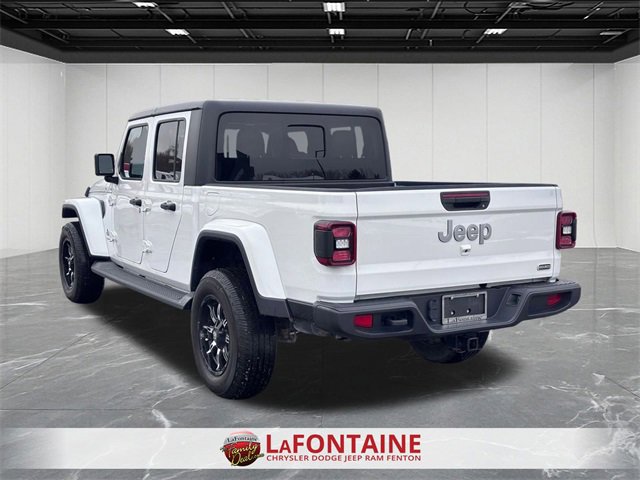 Certified 2020 Jeep Gladiator Overland image 3
