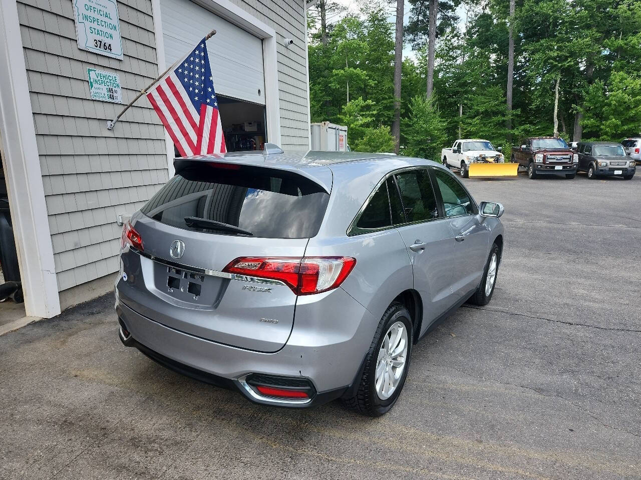 Used 2017 Acura RDX AWD w/ Technology Package image 4