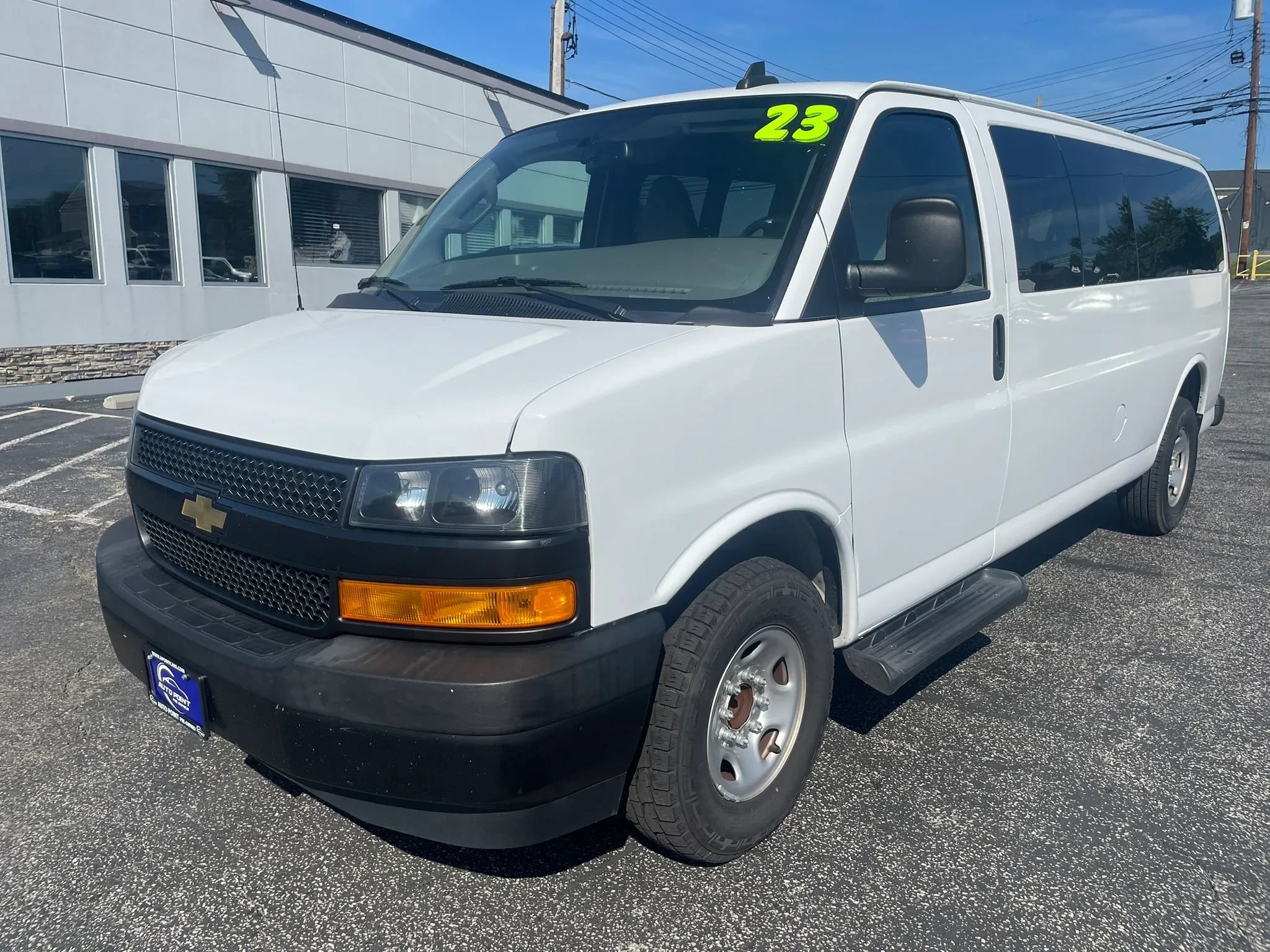 Used 2023 Chevrolet Express 3500 LS RWD image 1