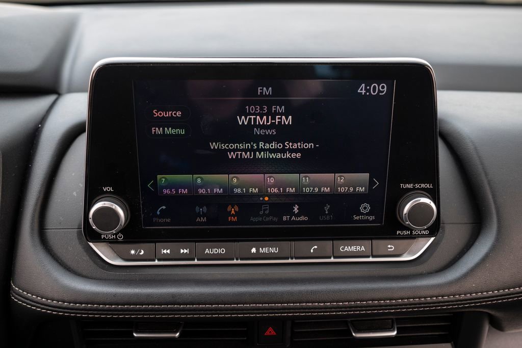 Used 2024 Nissan Rogue SV AWD/4WD image 26