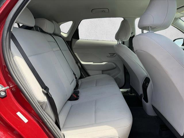 Certified 2025 Hyundai Kona SEL FWD image 17