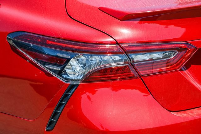 Used 2022 Toyota Camry XSE FWD image 10