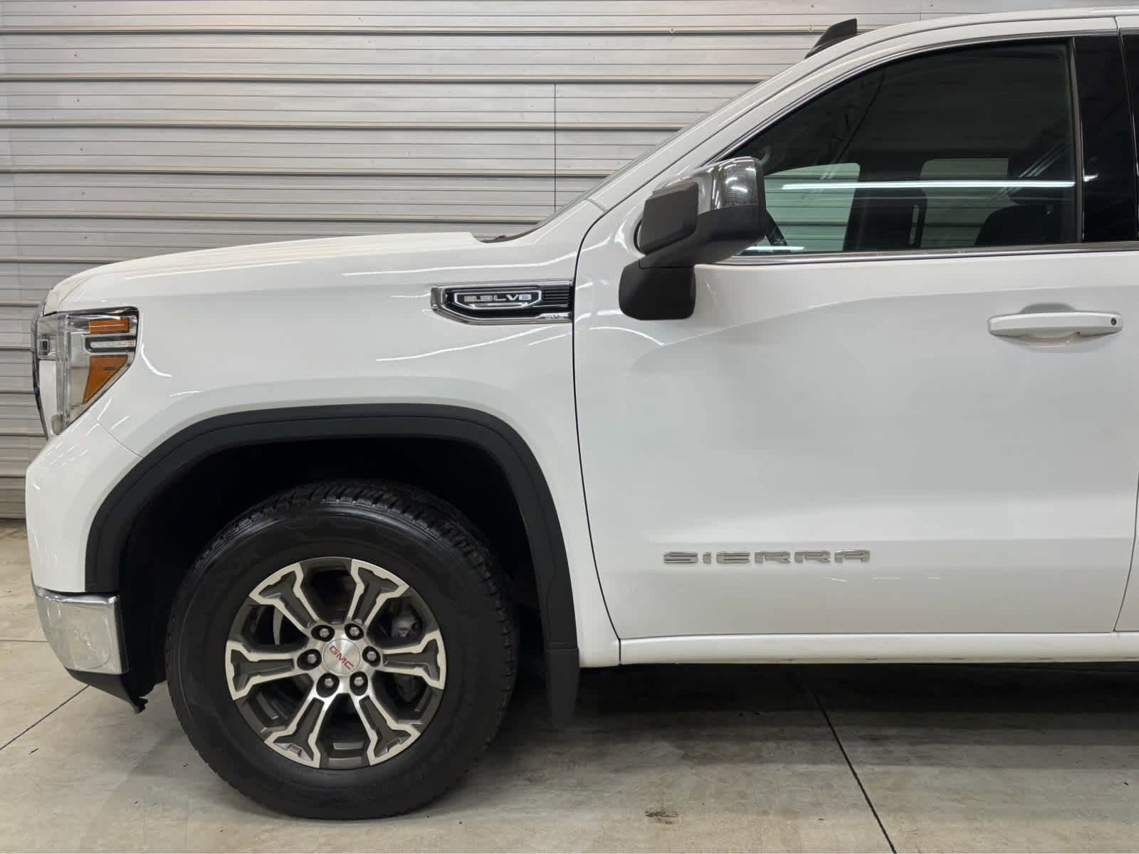 Used 2019 GMC Sierra 1500 SLE w/ Trailering Package RWD image 4